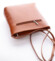 Dámská kožená crossbody kabelka camel - Delami Vera Pelle Aneta